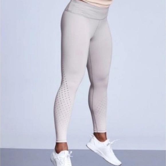 Athleta Contender Aero 78 Tight Legging Blue Ombre - Size Medium - Picture 11 of 11